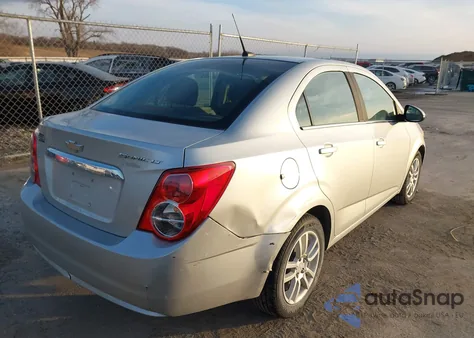 2013 Chevrolet Sonic Lt Auto z USA, uszkodzony, nr VIN 1G1JC5SH2D4117596